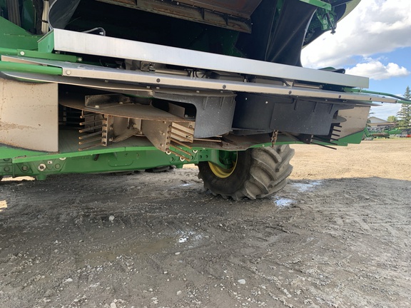 2022 John Deere X9 1100