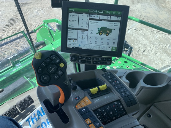 2022 John Deere X9 1100