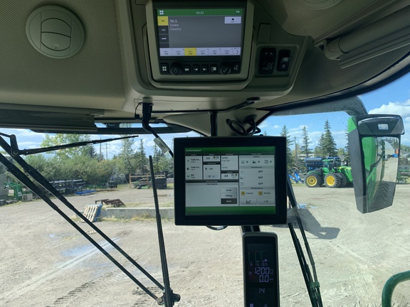 2022 John Deere X9 1100