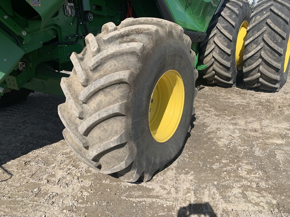 2022 John Deere X9 1100