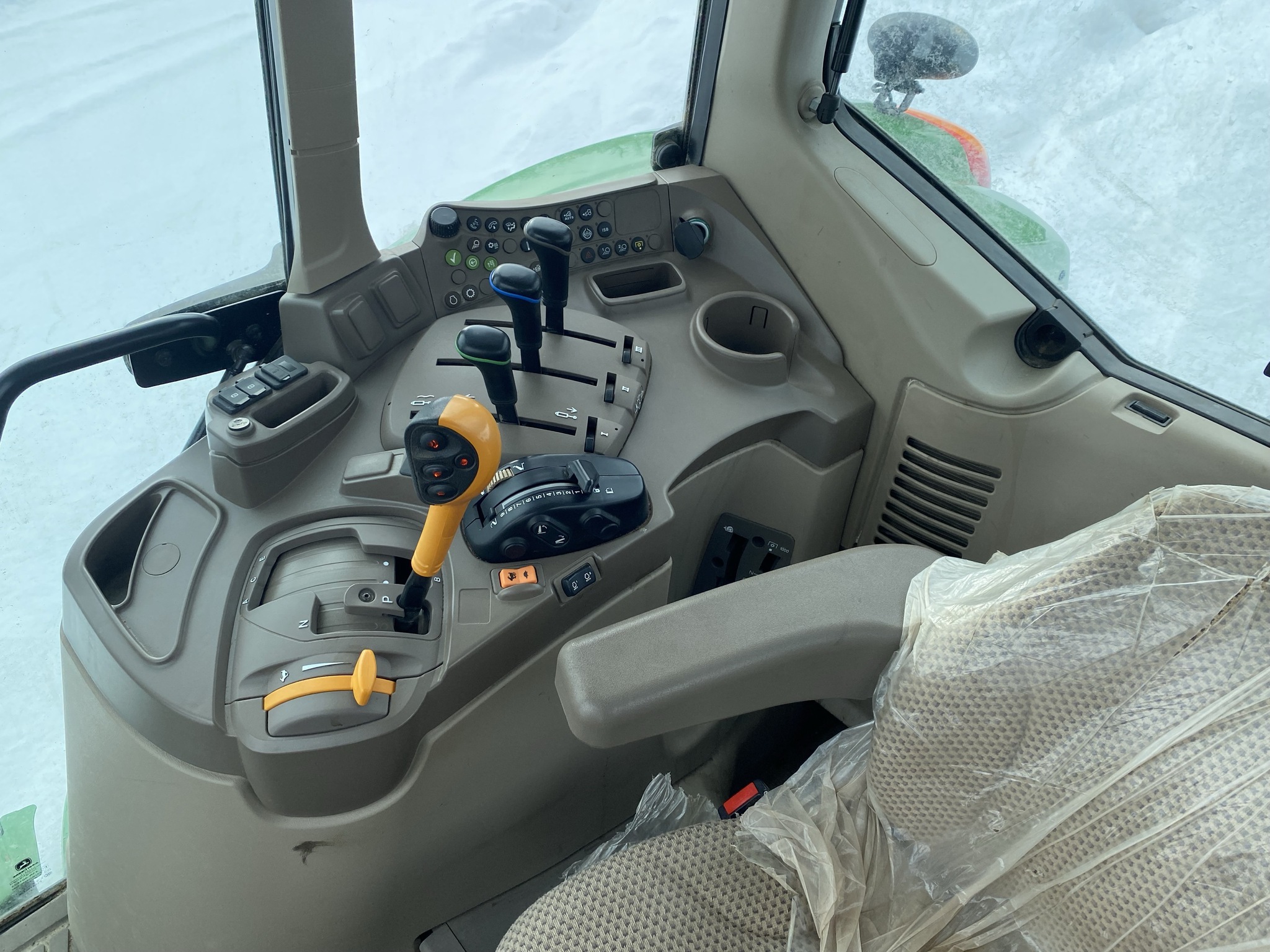 2023 John Deere 6155M Image 8