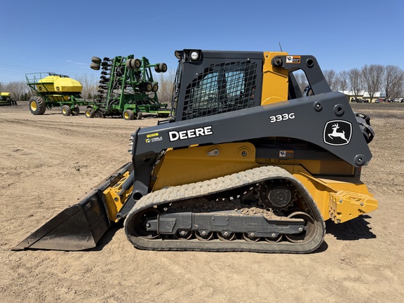 2023 John Deere 333G - Photo6