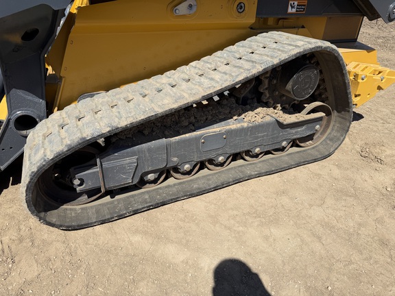 2023 John Deere 333G - Photo10