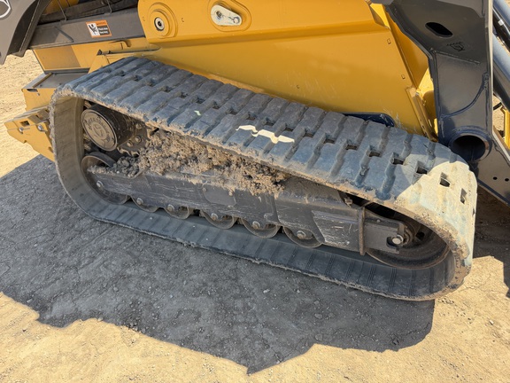 2023 John Deere 333G - Photo12
