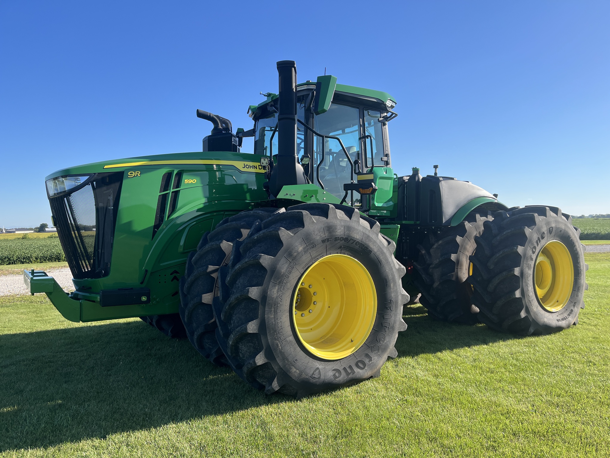  2022 John Deere 9R 590 at Heritage Tractor in Geneseo, IL