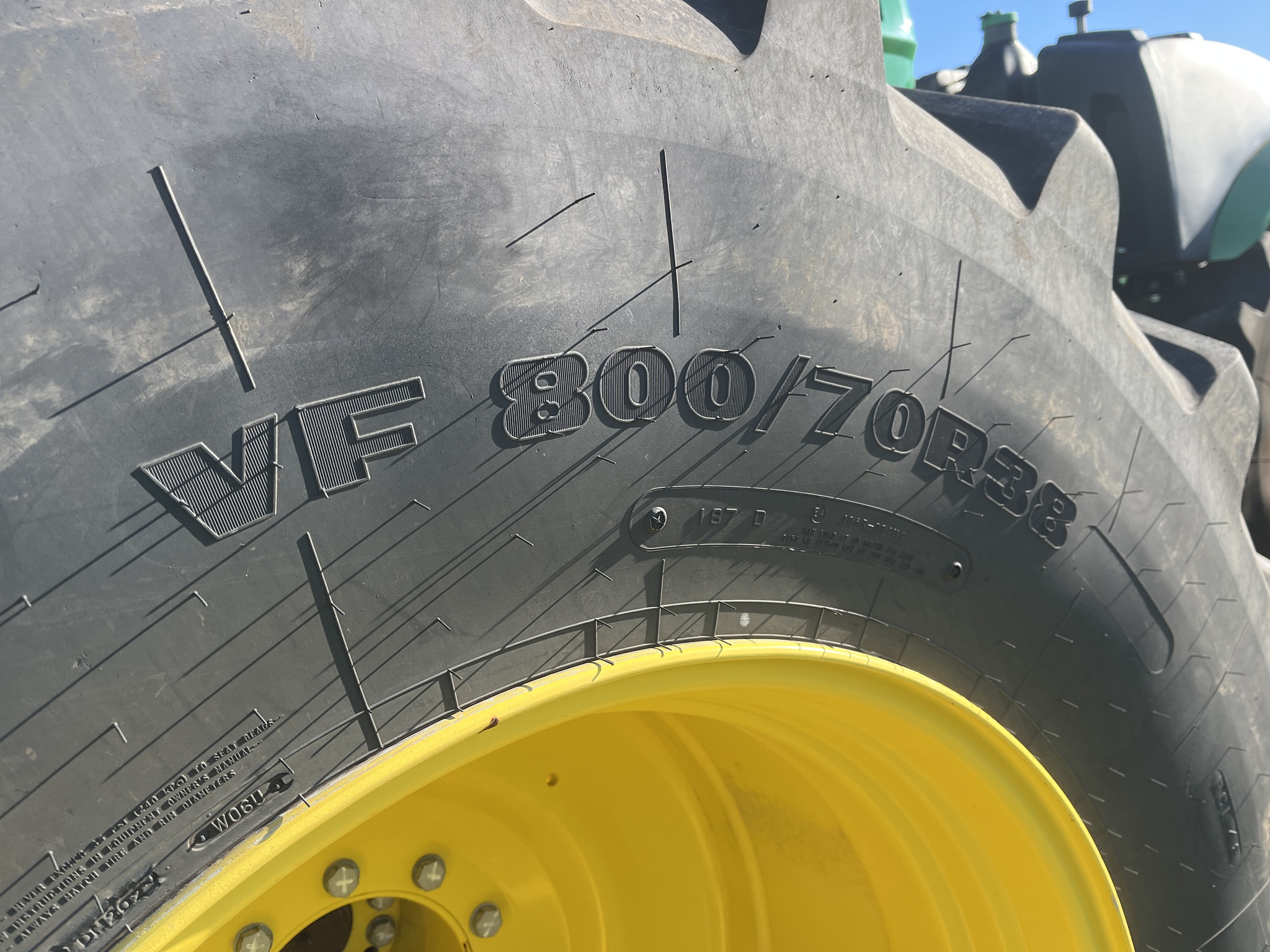  2022 John Deere 9R 590 at Heritage Tractor in Geneseo, IL