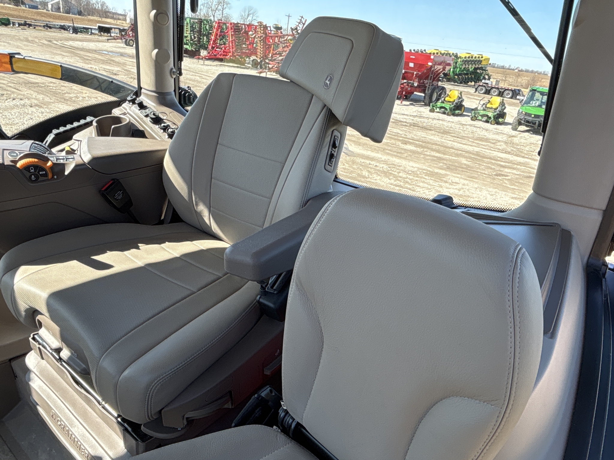 Used 2023 John Deere 6R 250 Row Crop Tractors at Koenig Equipment in Greensburg, IN - PhotoXL20