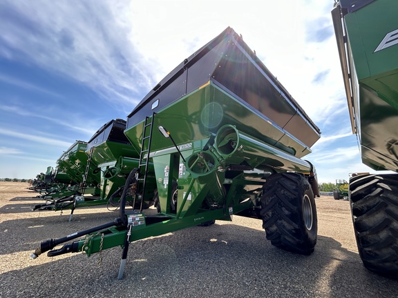 New In-Stock 2024 Brent V1100 Grain Carts at Horizon Ag & Turf in Lloydminster, AB - Photo3