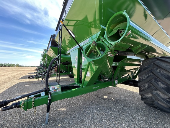 New In-Stock 2024 Brent V1100 Grain Carts at Horizon Ag & Turf in Lloydminster, AB - Photo11
