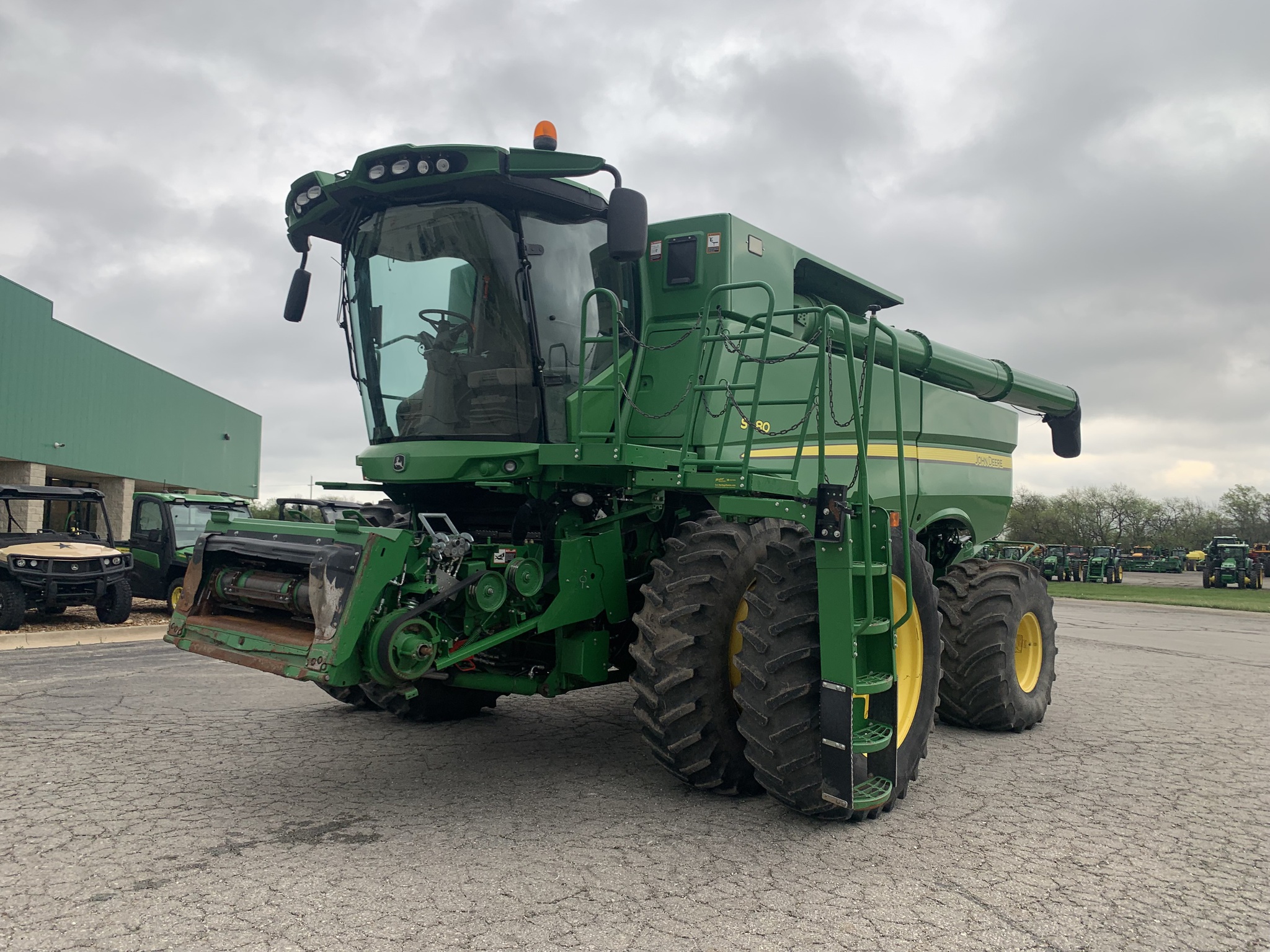  2015 John Deere S680 at Heritage Tractor in Baldwin City, KS