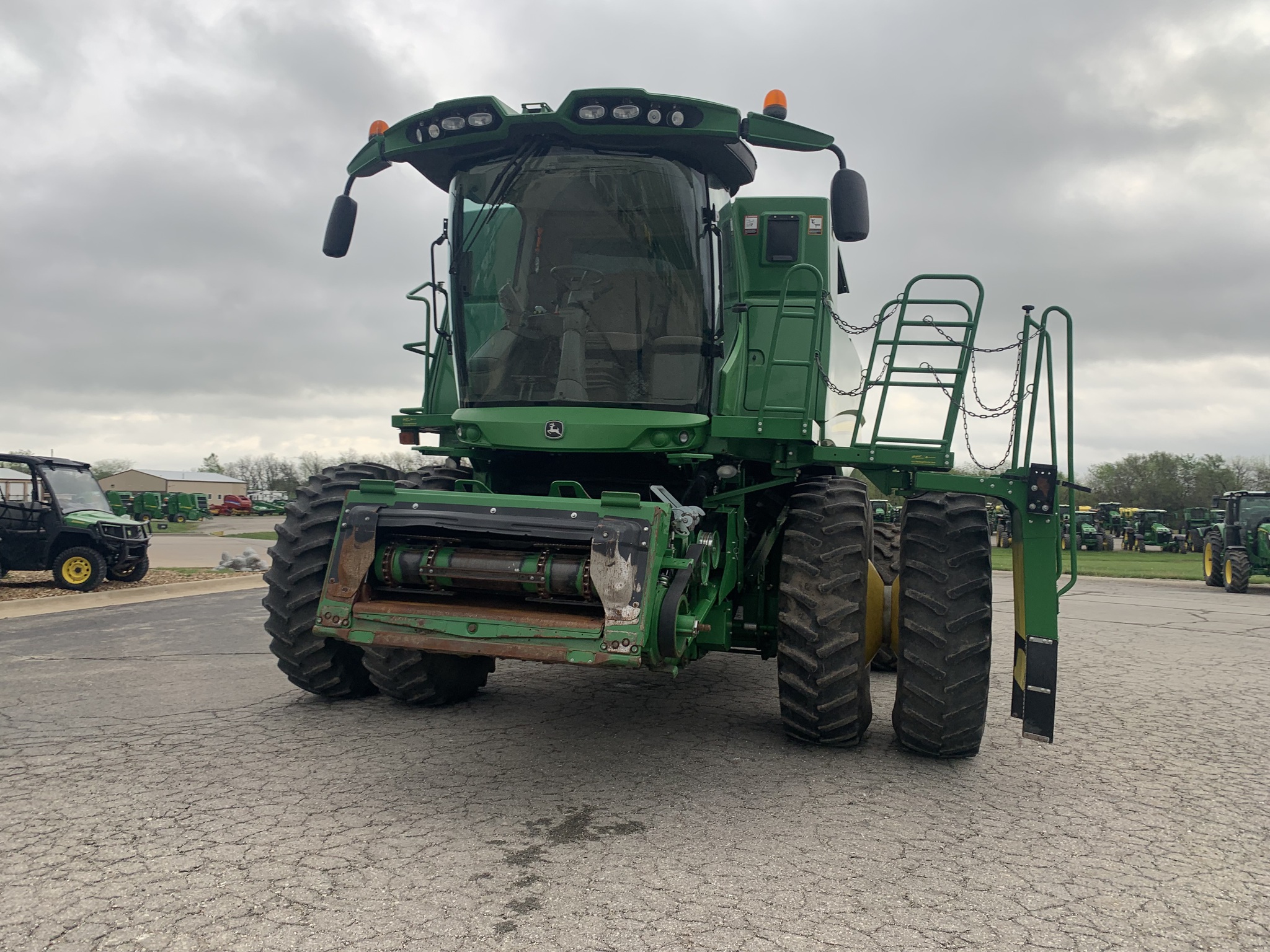  2015 John Deere S680 at Heritage Tractor in Baldwin City, KS