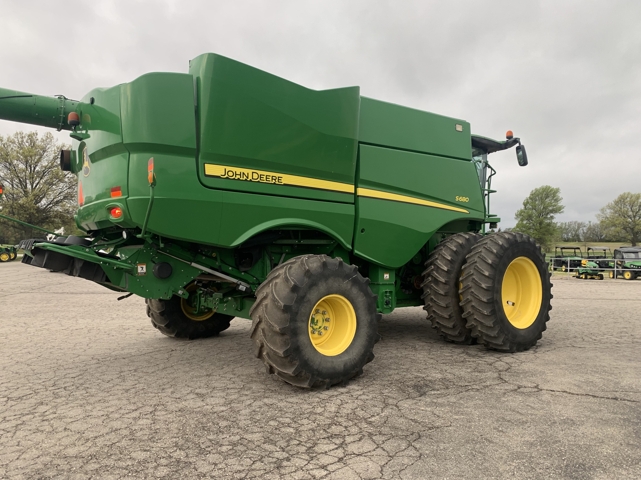  2015 John Deere S680 at Heritage Tractor in Baldwin City, KS