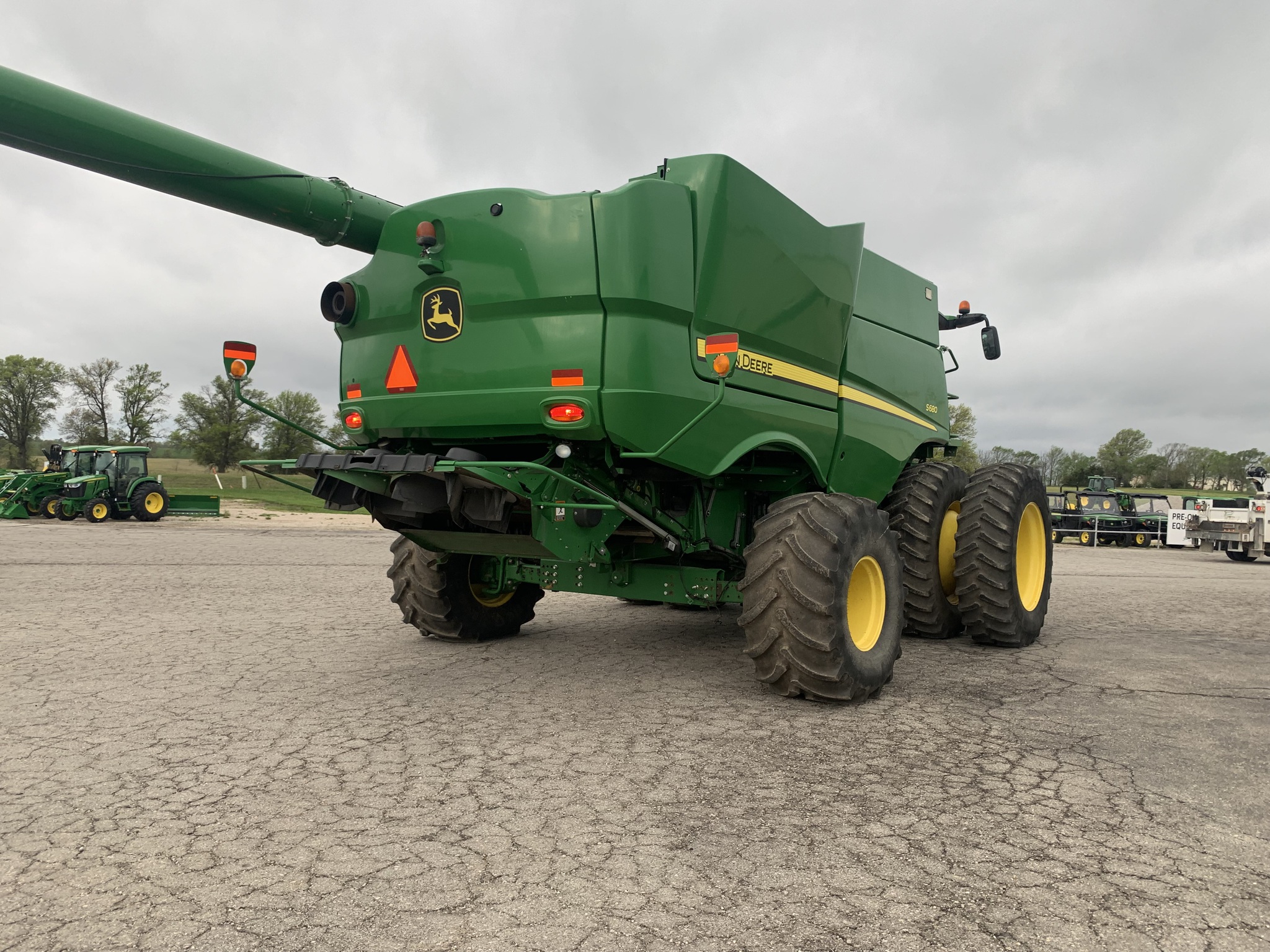  2015 John Deere S680 at Heritage Tractor in Baldwin City, KS