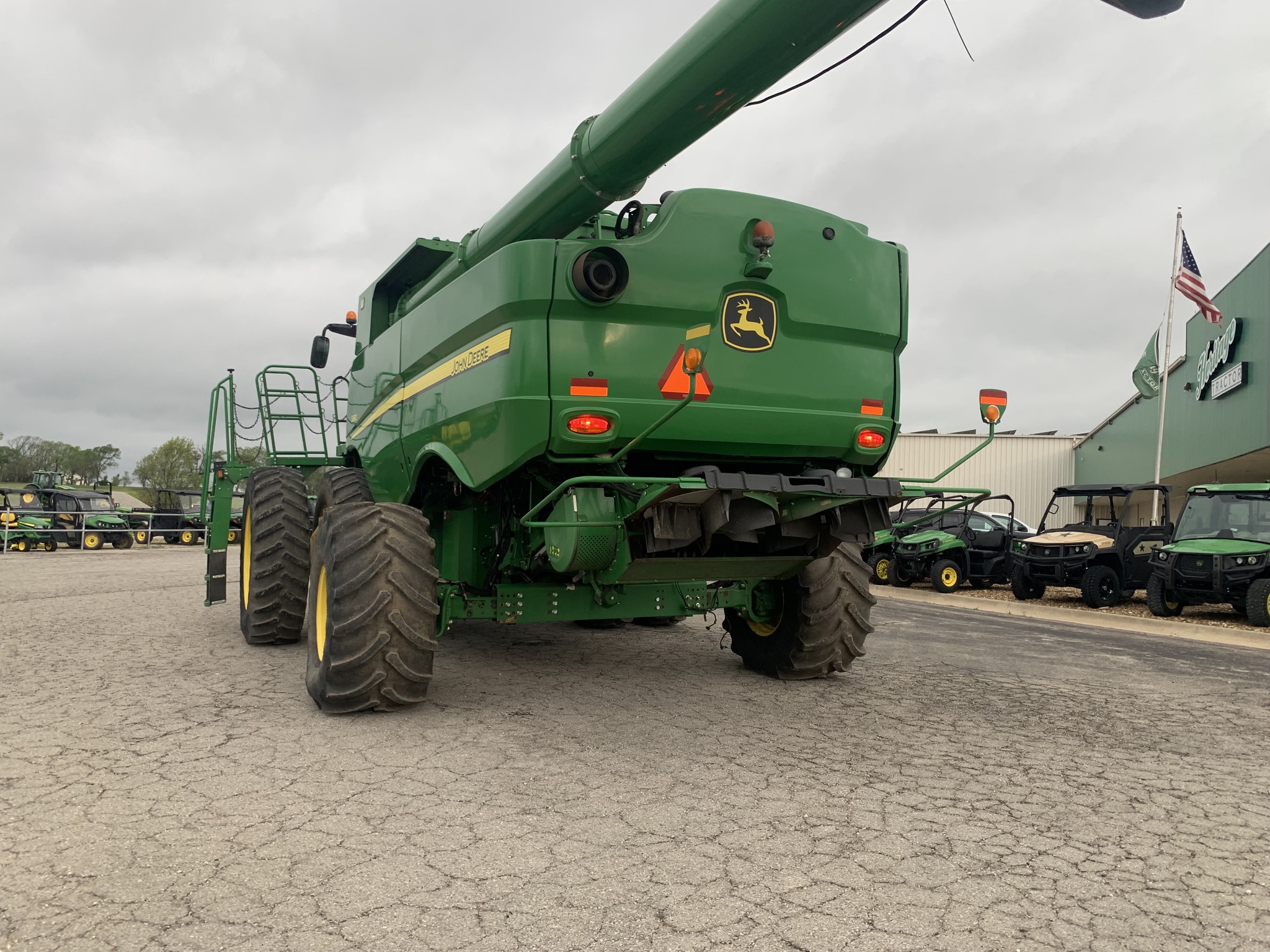  2015 John Deere S680 at Heritage Tractor in Baldwin City, KS
