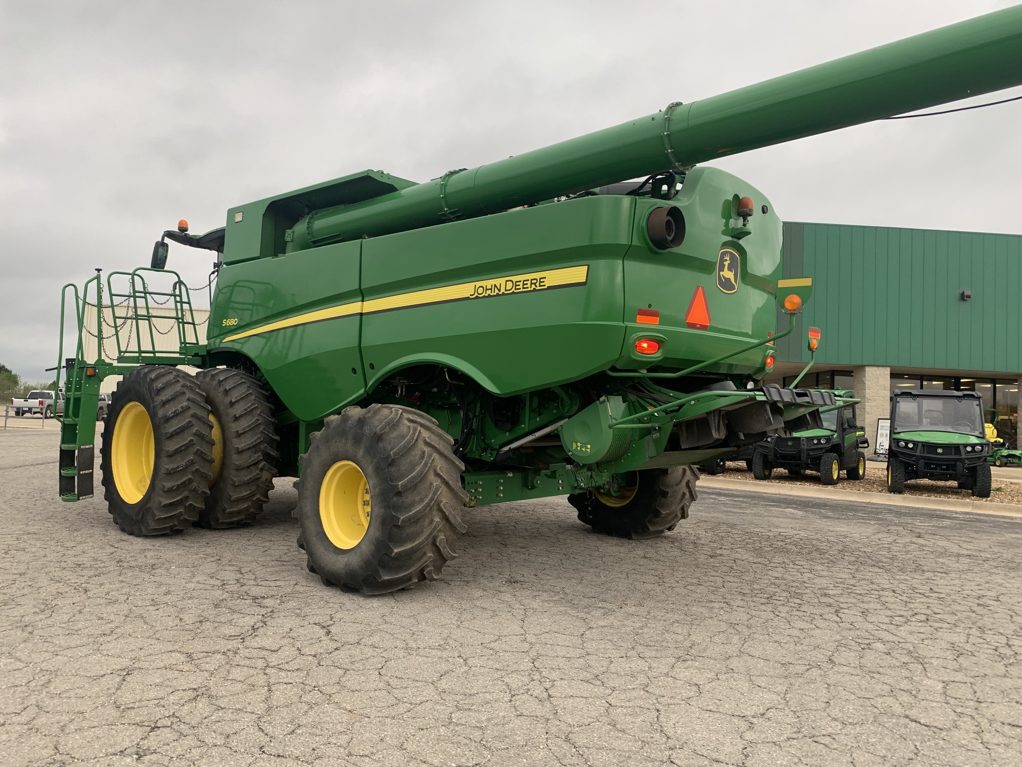  2015 John Deere S680 at Heritage Tractor in Baldwin City, KS