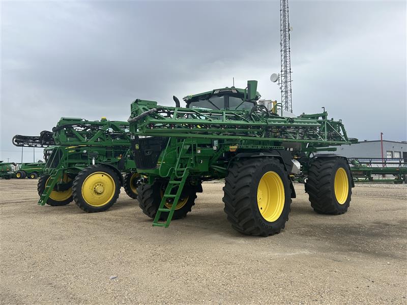 2024 John Deere 616R Image 4