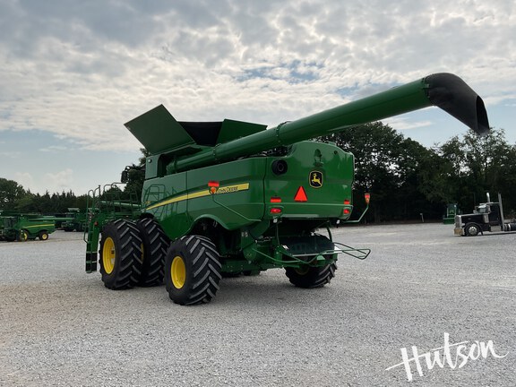 Photo of 2024 John Deere S780