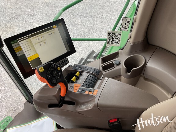 Photo of 2024 John Deere S780
