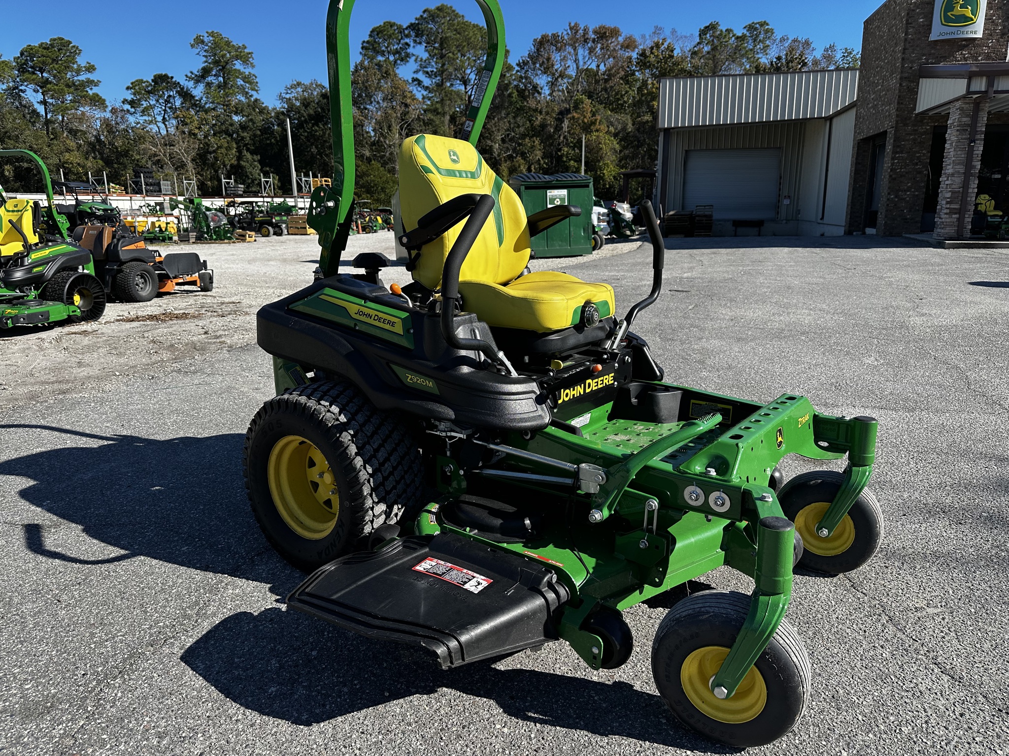 2023 John Deere Z920M Image 3