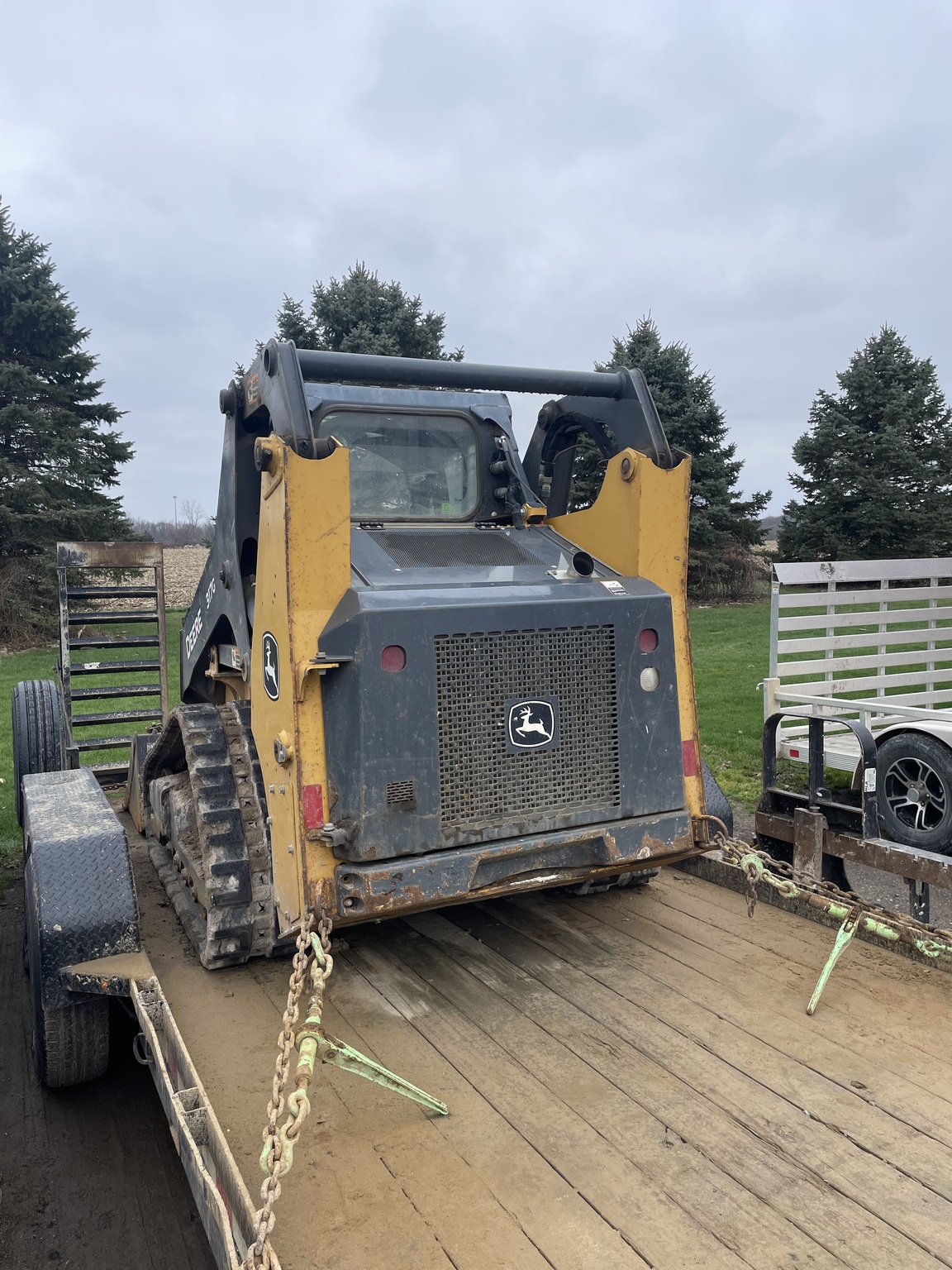 2017 John Deere 317G Image 2