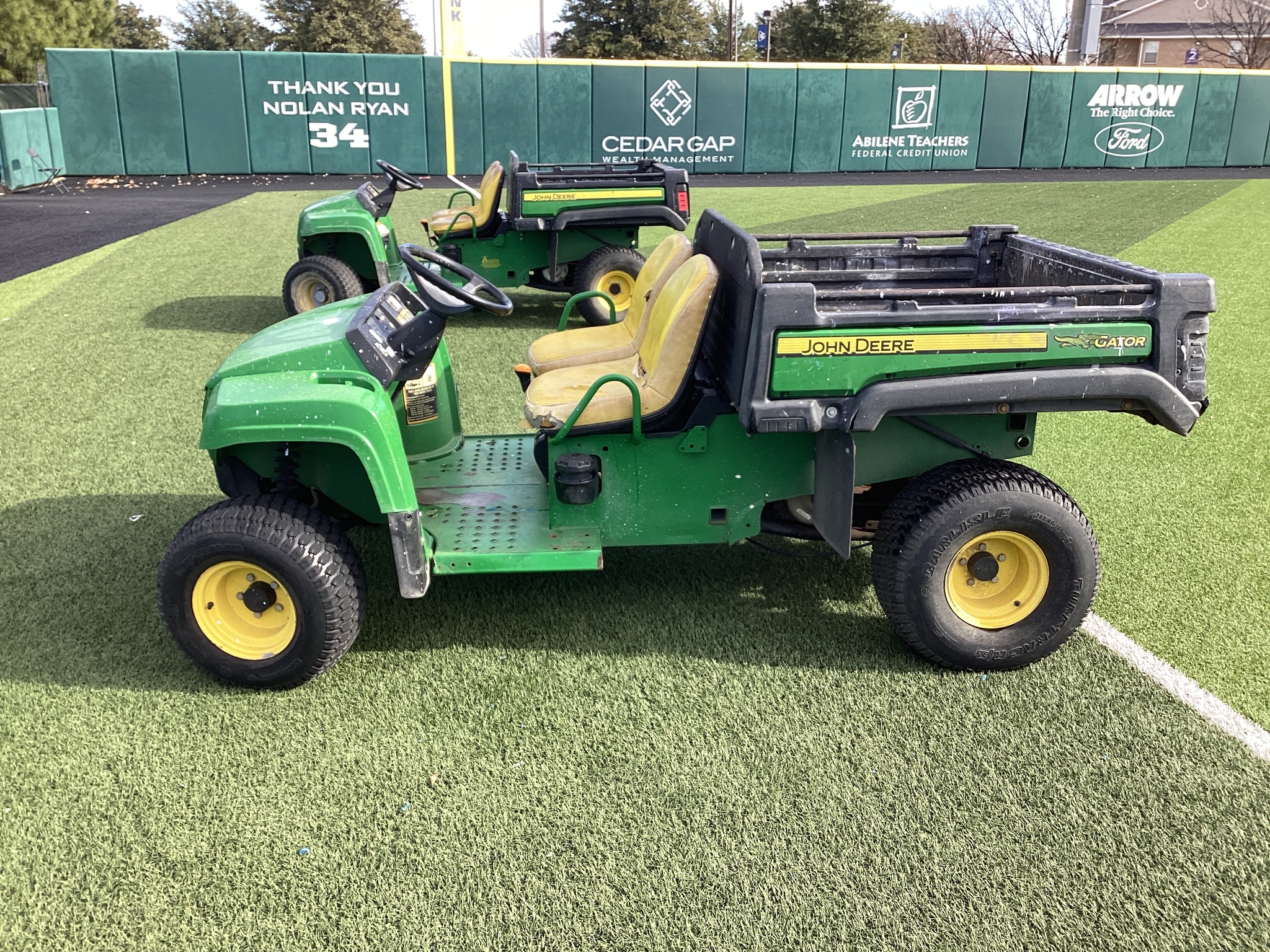 John Deere TX 4X2 Image 1