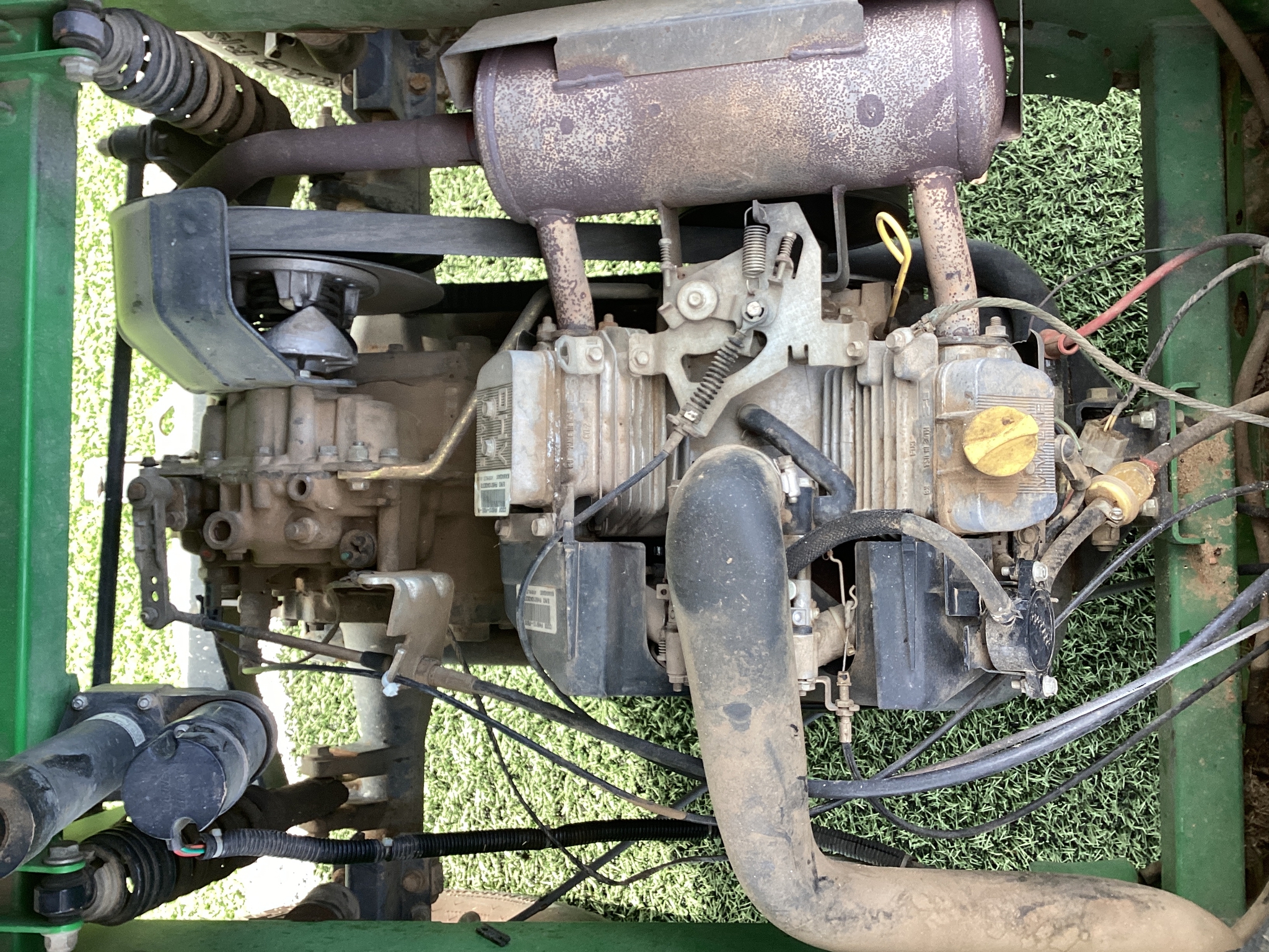 John Deere TX 4X2 Image 9