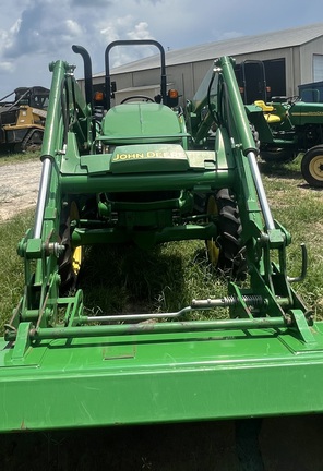 2016 John Deere 5055E Photo 3