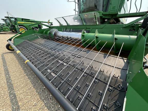 Used 2006 John Deere 9860 STS Combines at Horizon Ag & Turf in Lloydminster, AB - Photo14