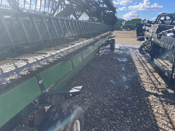 Used 2023 John Deere HD50R Combine Platforms at Horizon Ag & Turf in Vermilion, AB - Photo24