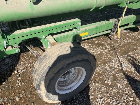 Used 2023 John Deere HD50R Combine Platforms at Horizon Ag & Turf in Vermilion, AB - Photo25