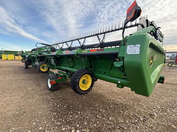 Used 2023 John Deere HD50R Combine Platforms at Horizon Ag & Turf in Vermilion, AB - Photo13