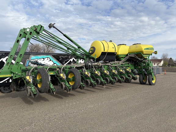  John Deere 1770NT CCS