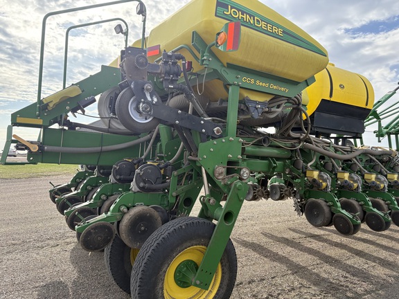 2009 John Deere 1770NT CCS - Photo3