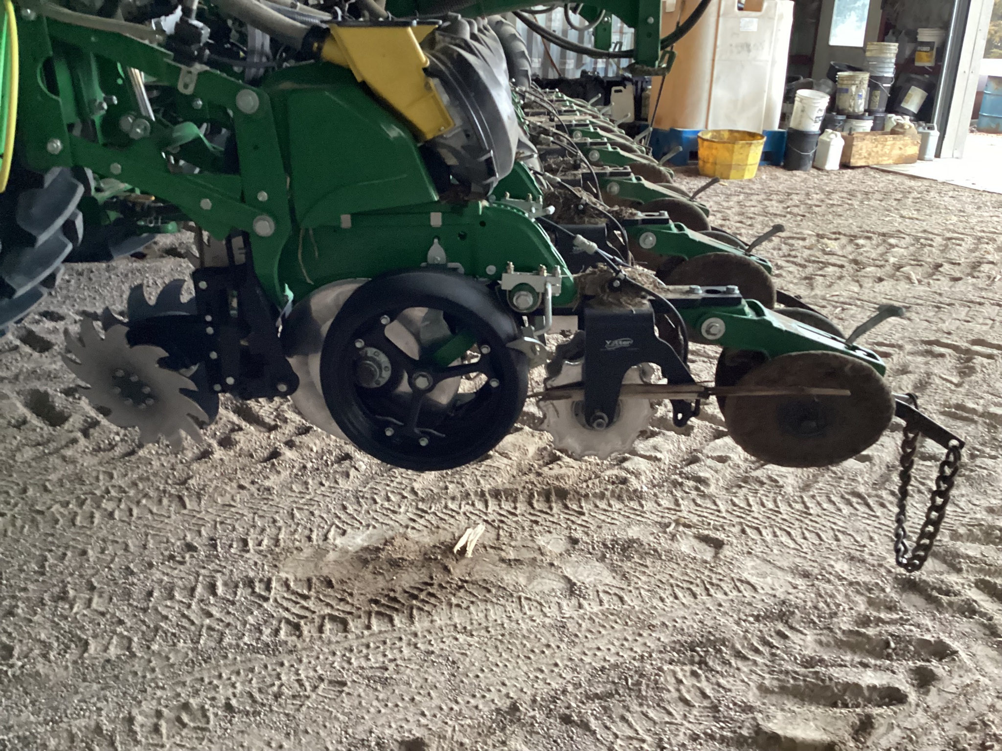 2023 John Deere DR16X Image 29