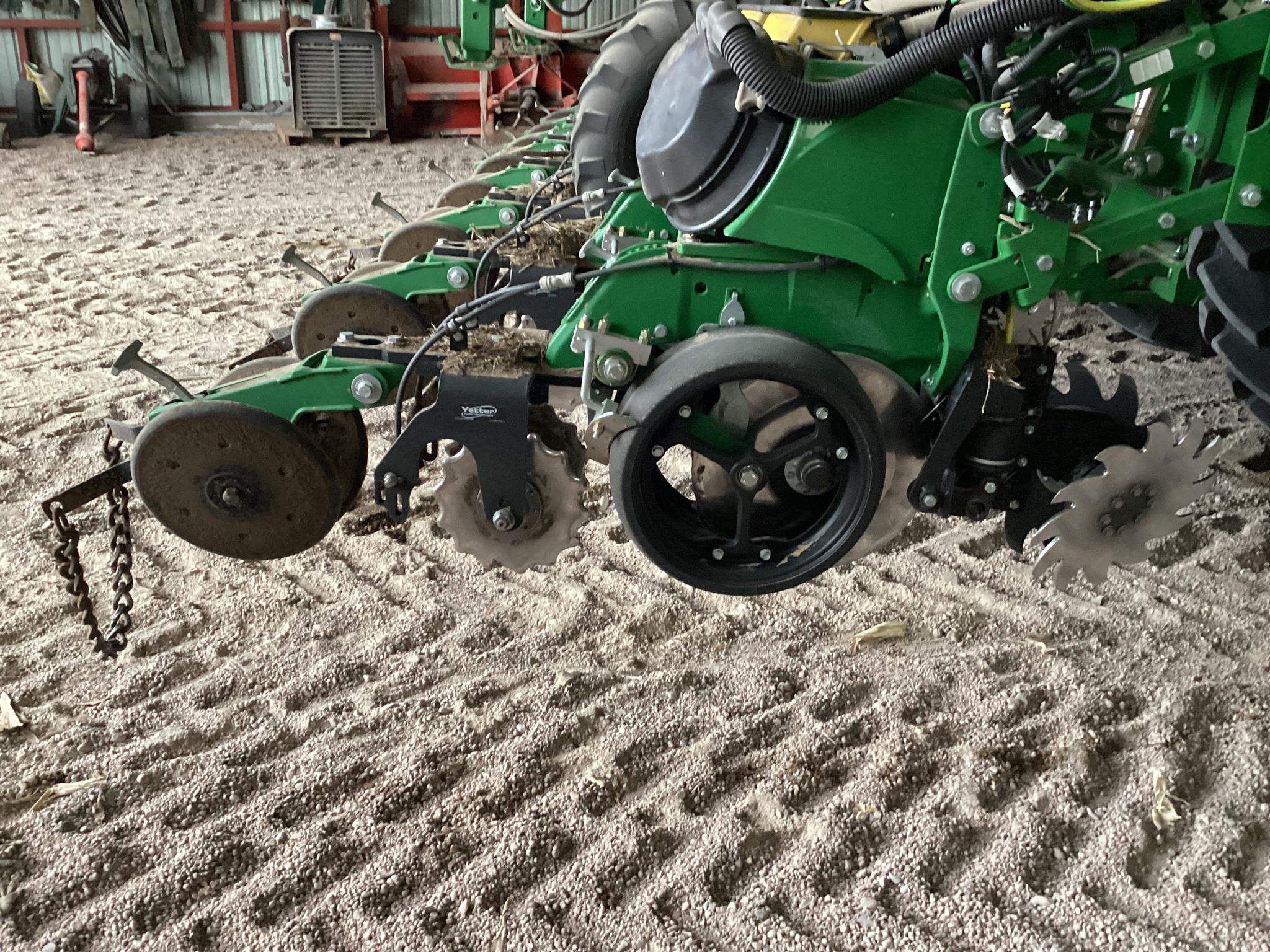 2023 John Deere DR16X Image 27