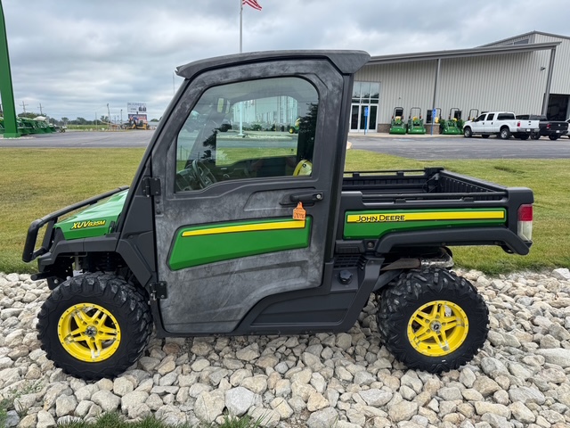 2020 John Deere XUV 835M Image 2