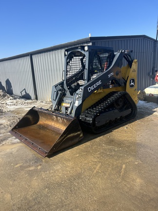 Photo of a 2021 John Deere 317G