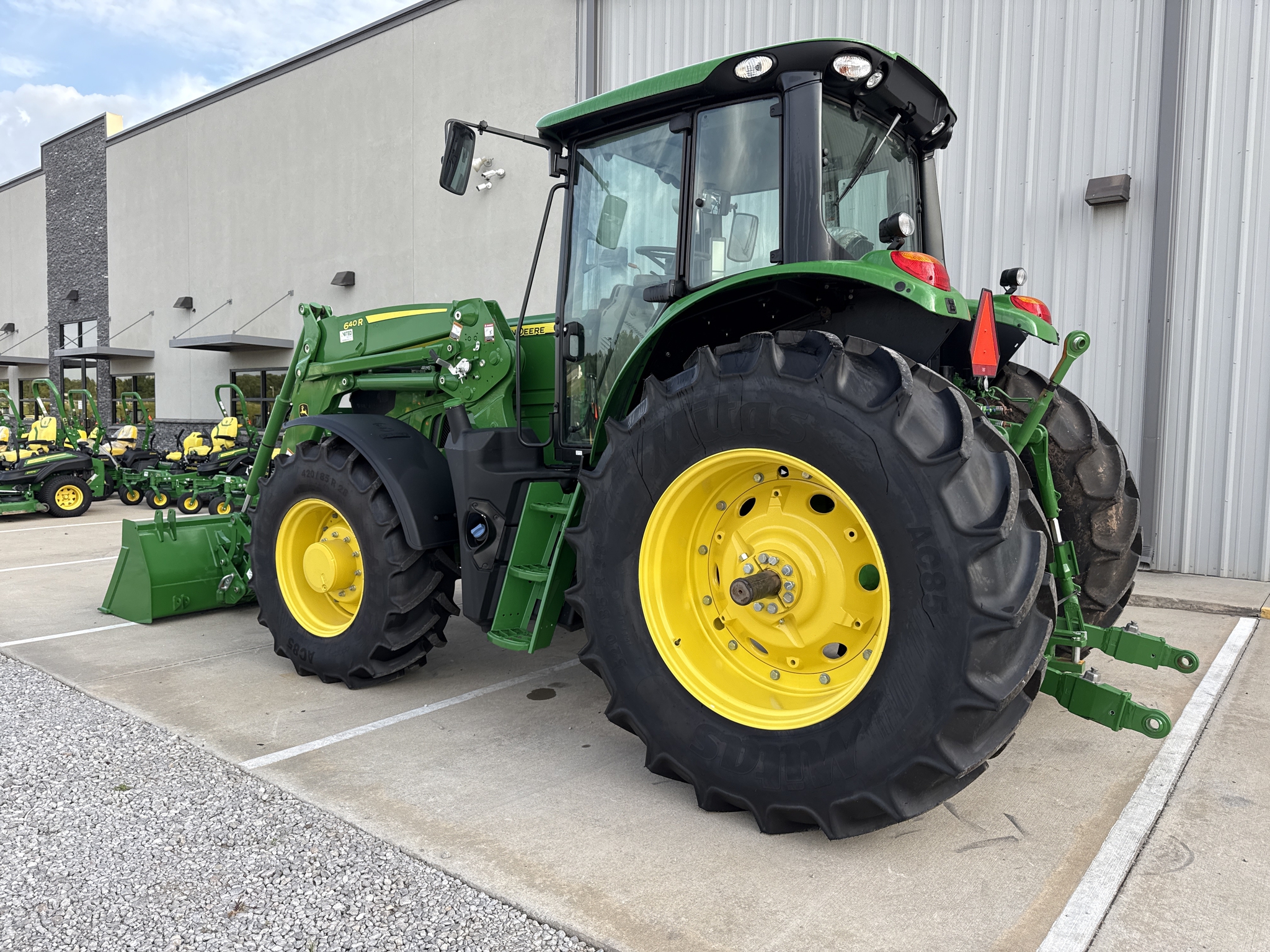 2024 John Deere 6155M Image 3