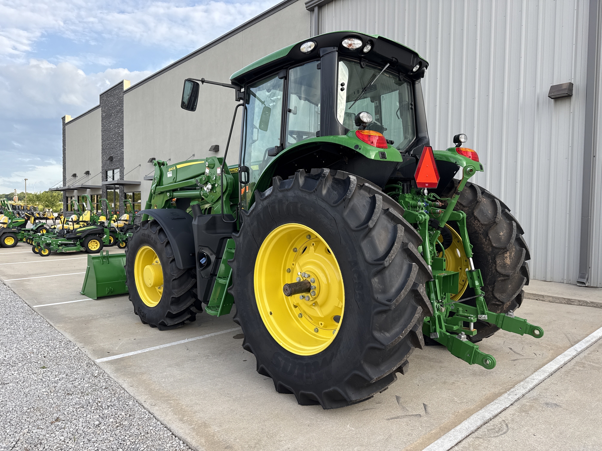 2024 John Deere 6155M Image 5