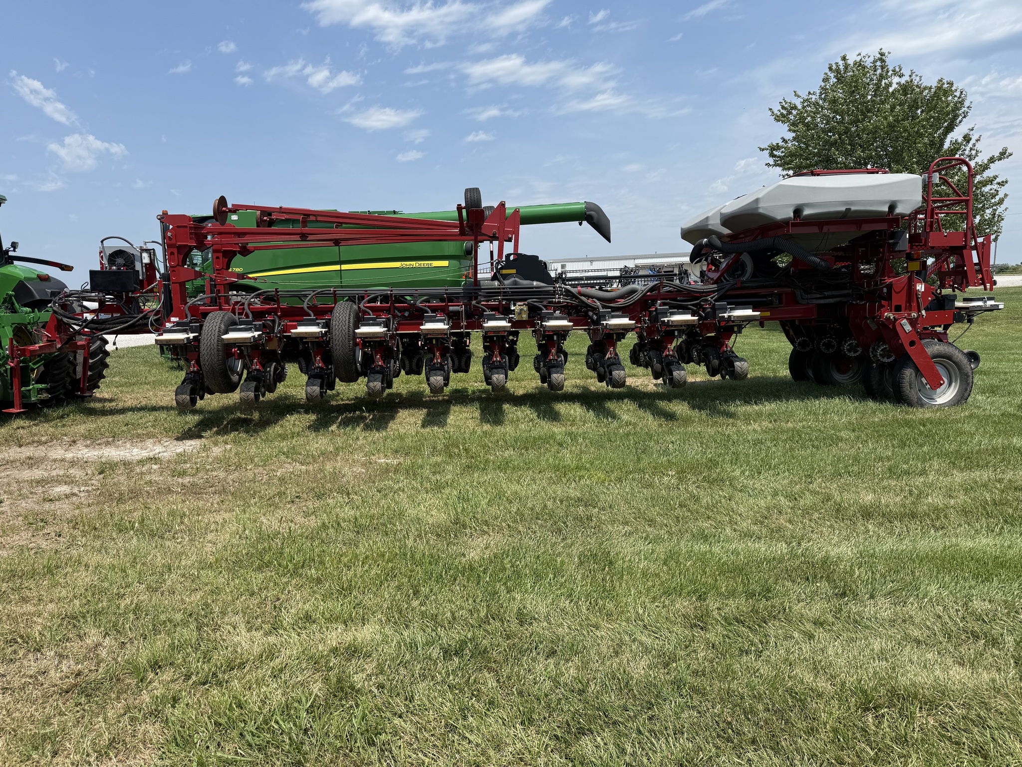  2013 Case IH 1250 at Heritage Tractor in Nevada, MO
