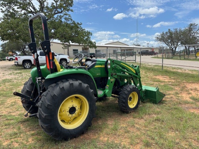 2005 John Deere 4720 Image 3