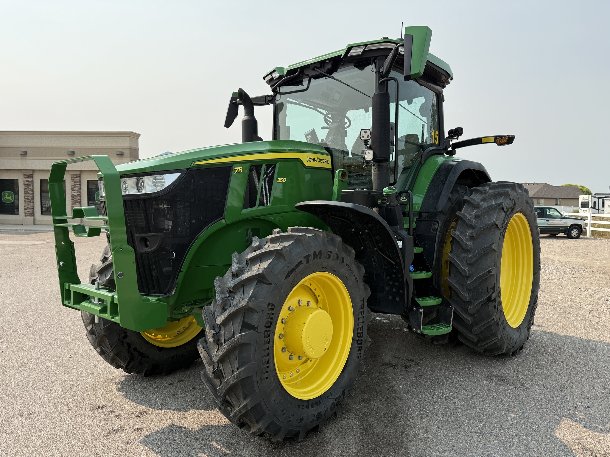 2024 John Deere 7R 250 Image 1