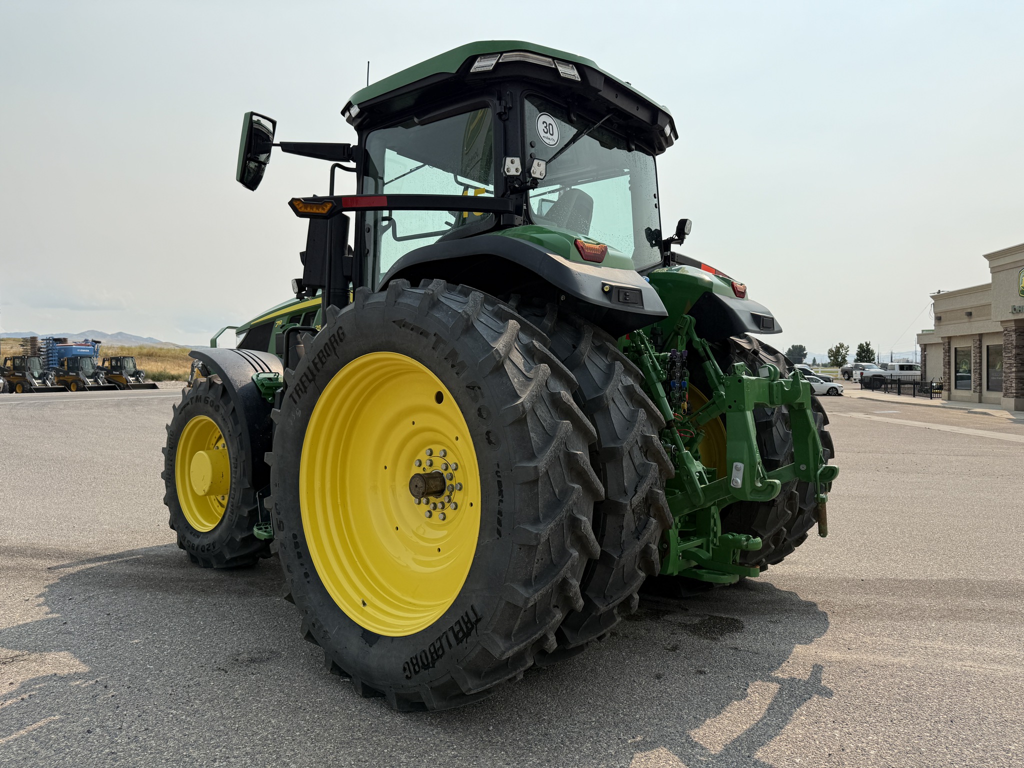 2024 John Deere 7R 250 Image 3