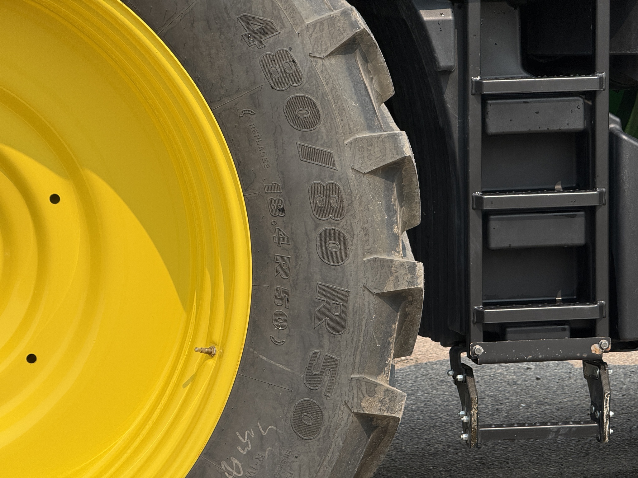 2024 John Deere 7R 250 Image 29