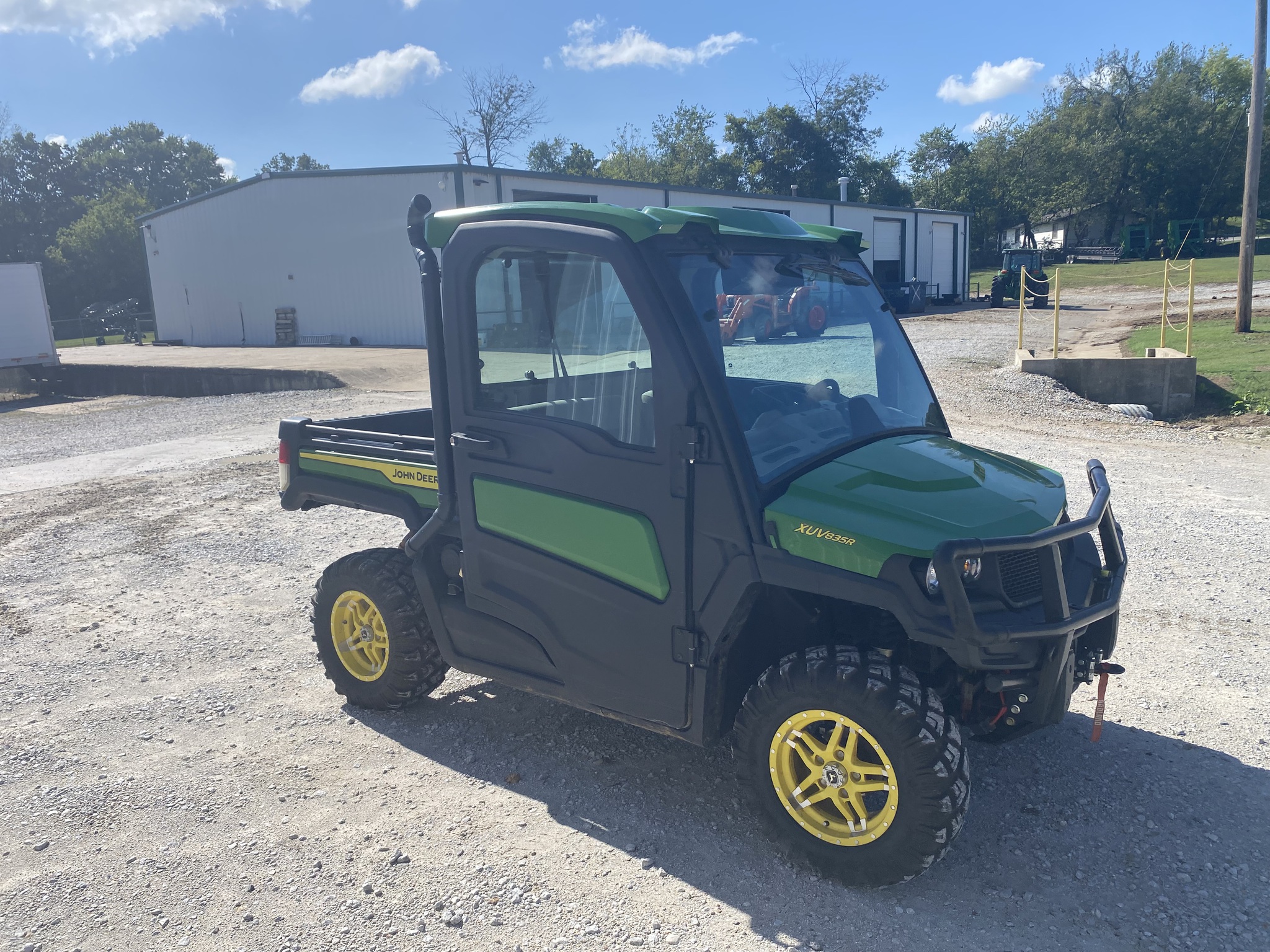  2022 John Deere XUV 835R at Heritage Tractor in Harrison, AR
