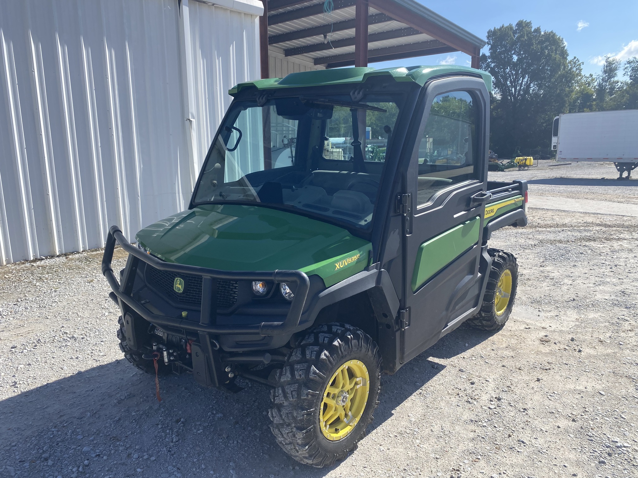 2022 John Deere XUV 835R at Heritage Tractor in Harrison, AR