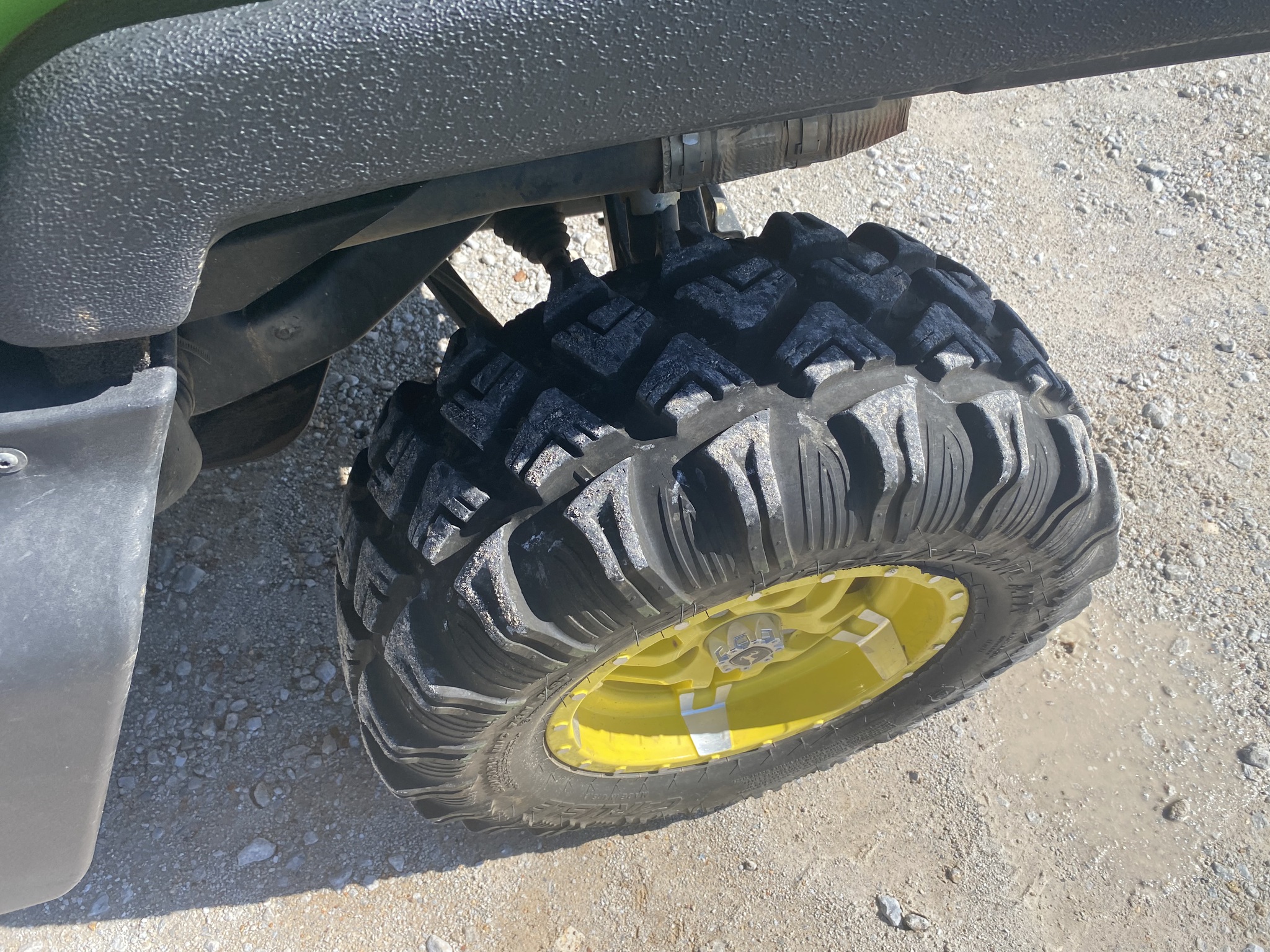  2022 John Deere XUV 835R at Heritage Tractor in Harrison, AR