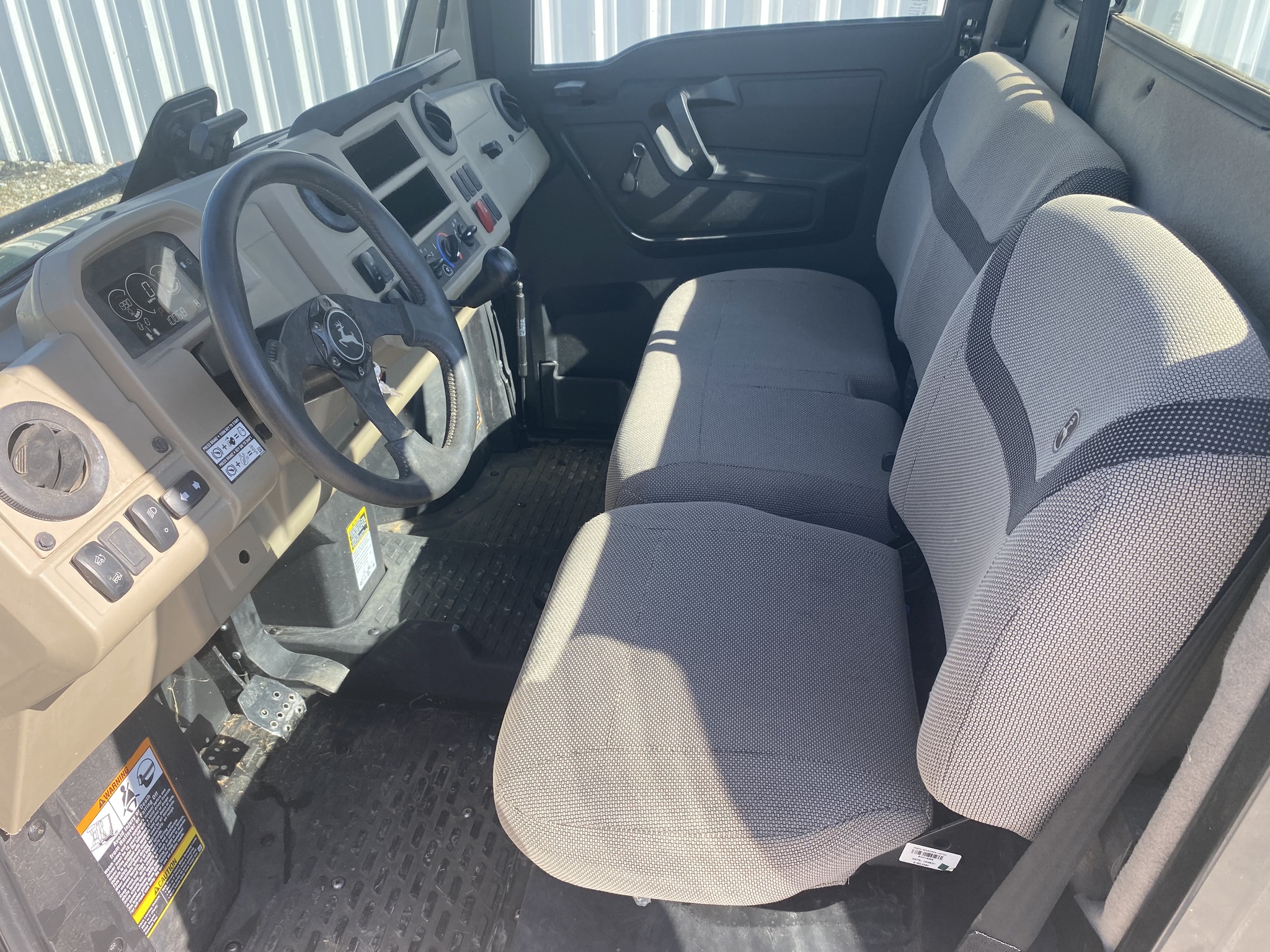  2022 John Deere XUV 835R at Heritage Tractor in Harrison, AR