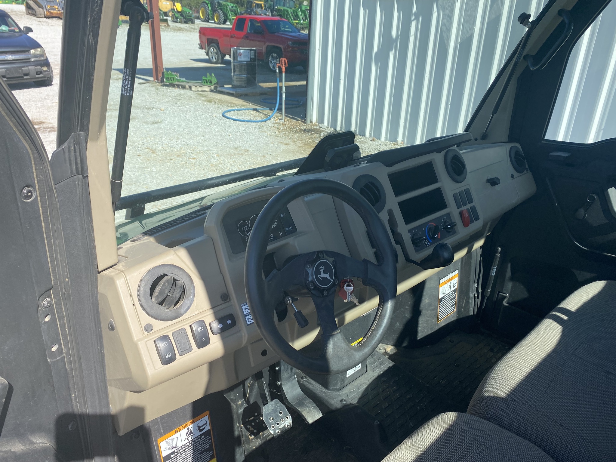  2022 John Deere XUV 835R at Heritage Tractor in Harrison, AR