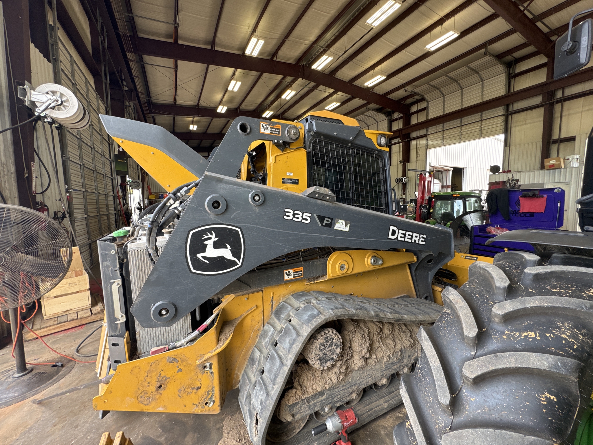 2024 John Deere 335 P Image 5